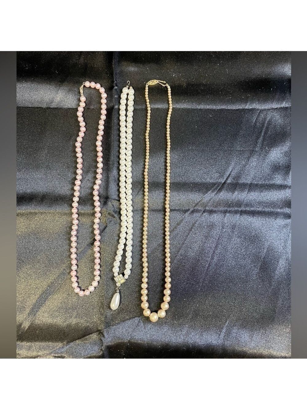Pearl necklaces. Lot of 3. Vintage, Boho, retro.